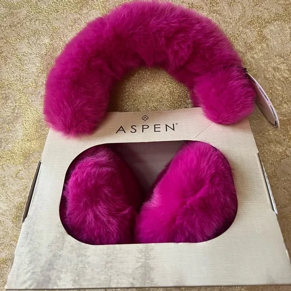 Aspen Pink Faux Fur Earmuffs - Picture 3 of 4